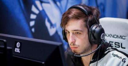 守也在赛场 守也在赛场