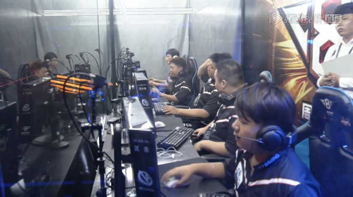 在每一次卡 在每一次卡